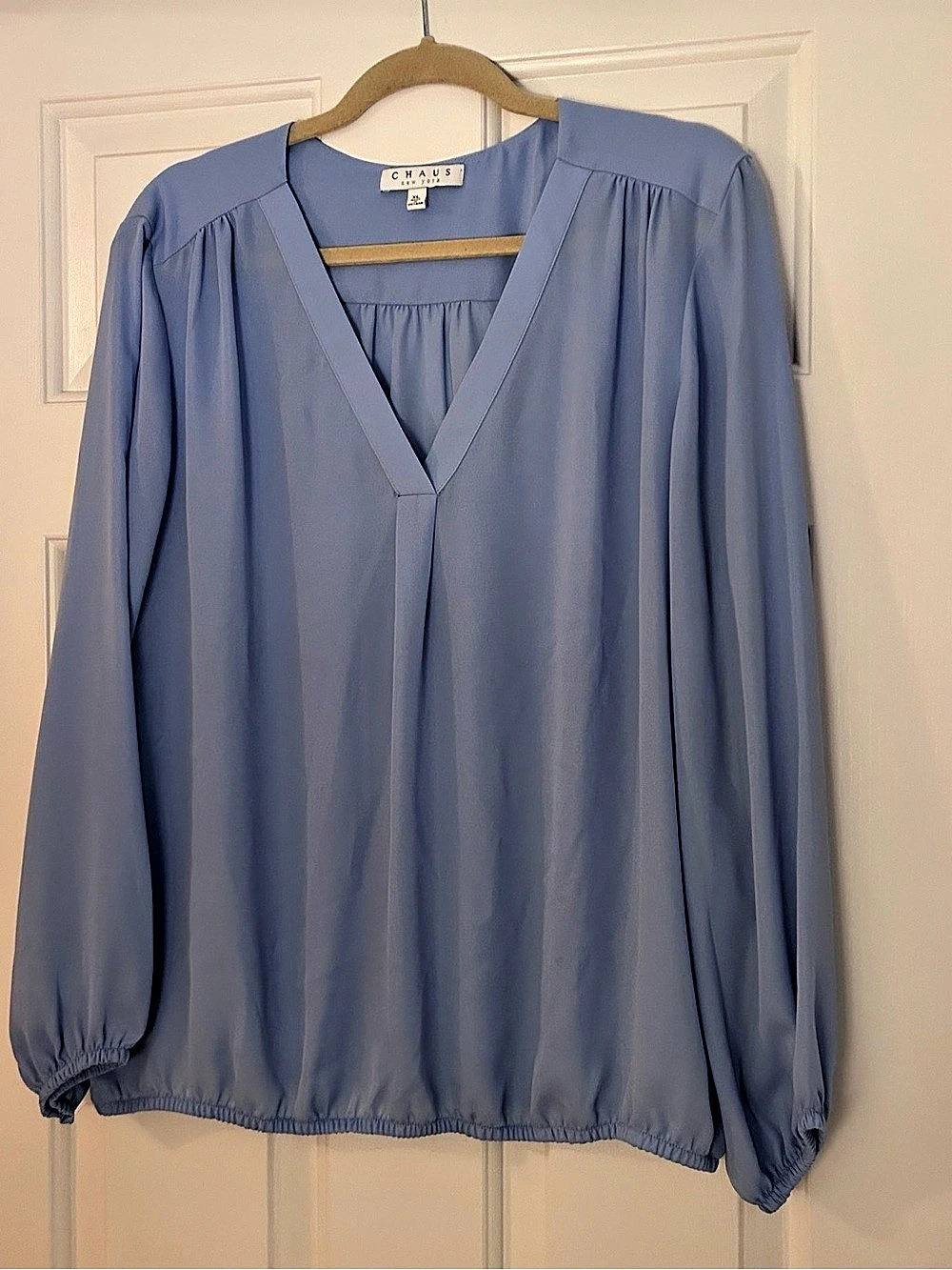CHAUS V-Neck Blouse in Blue Size XL Like New